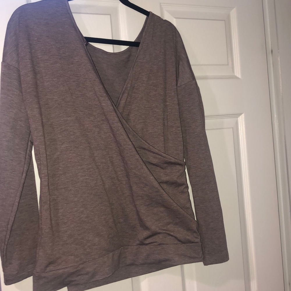 Top - Picture 2 of 2